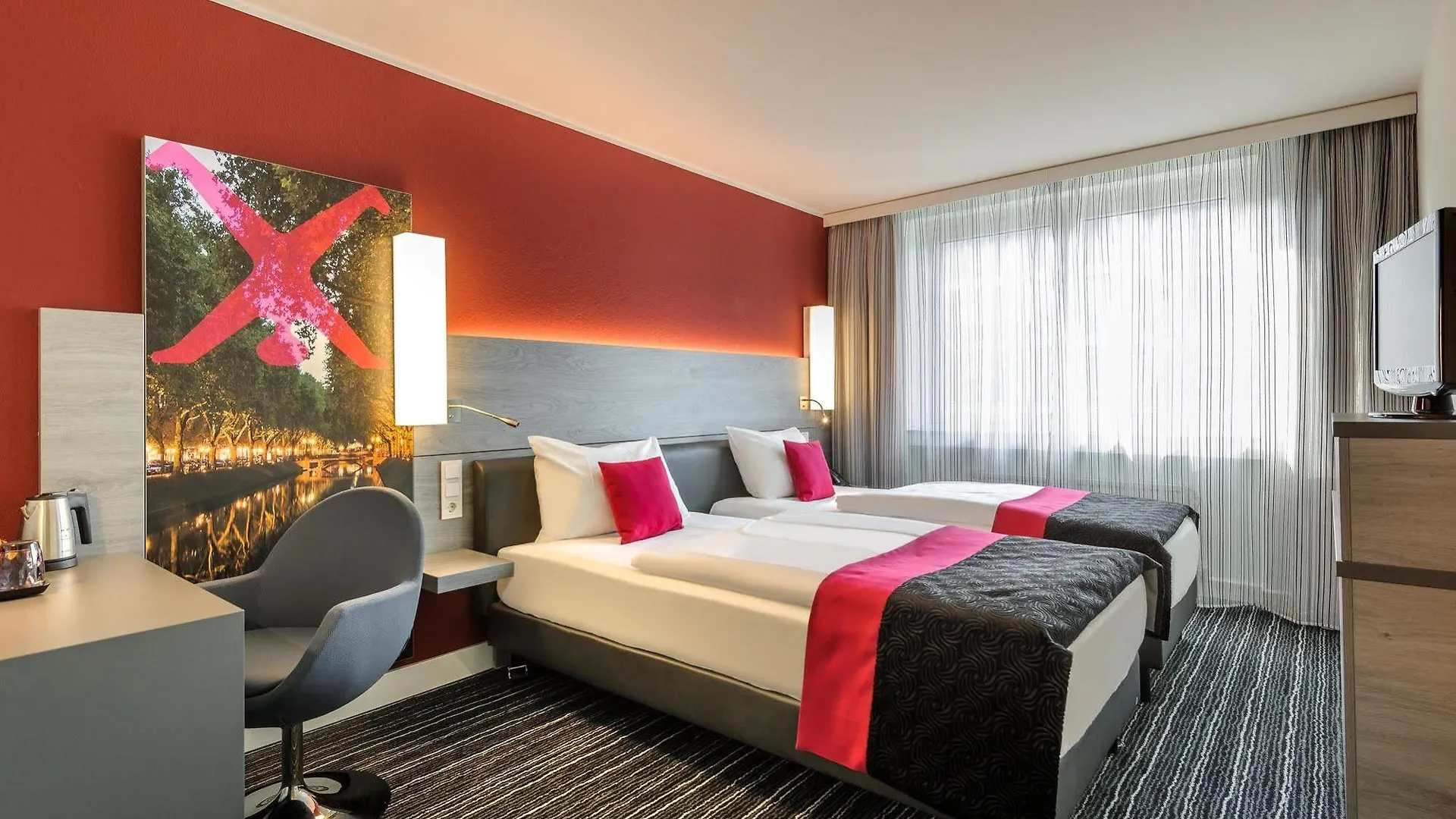 Mercure Hotel Duesseldorf Zentrum 3*, Дюссельдорф Германия