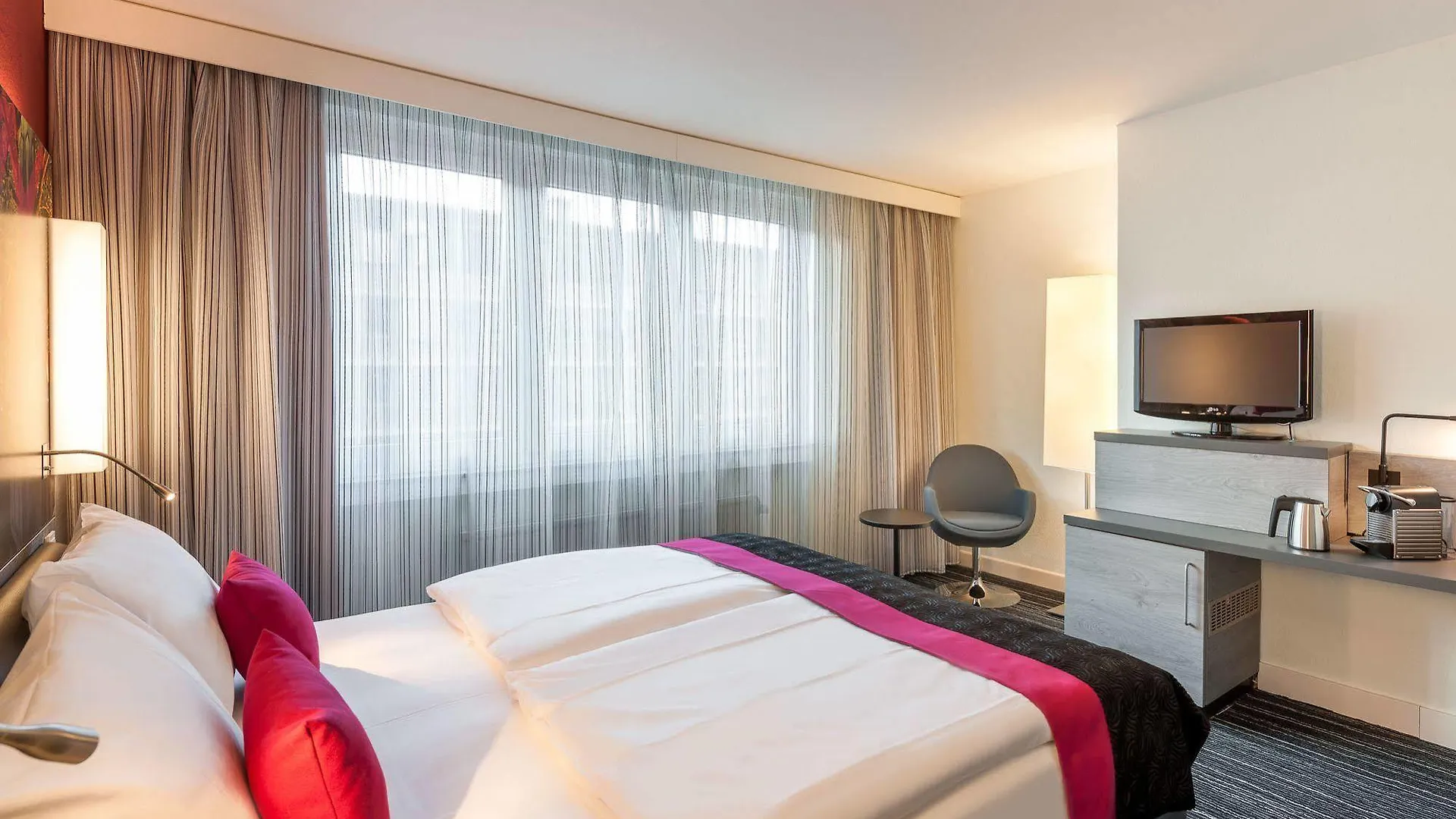 Mercure Hotel Duesseldorf Zentrum  Дюссельдорф